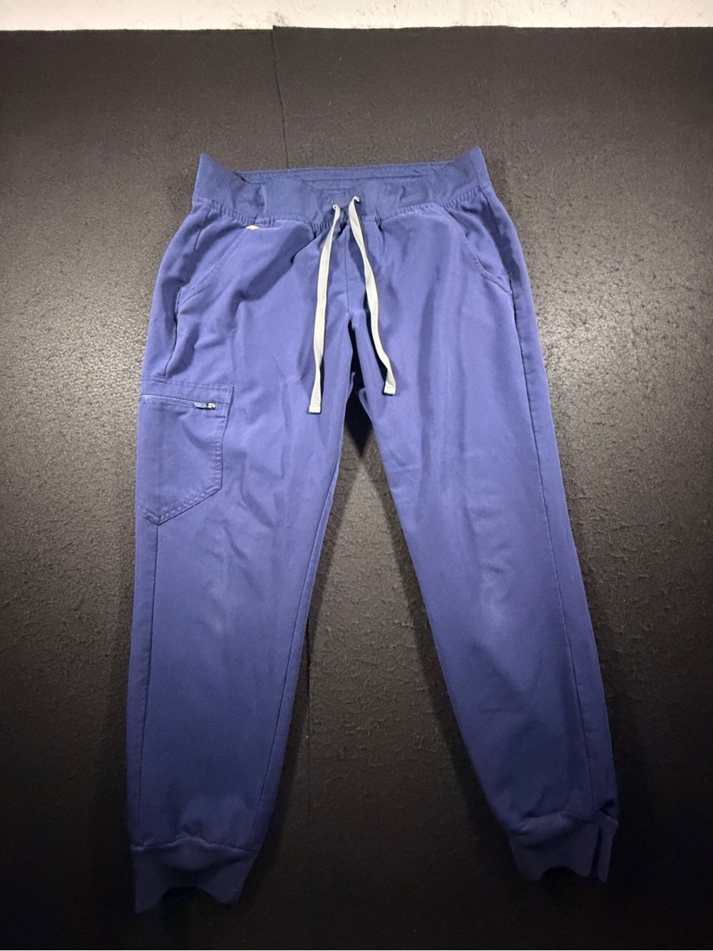 FIGS Navy blue scrub set - Picture 1 of 13
